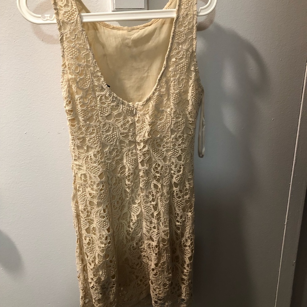 Dress - Picture 2 of 3